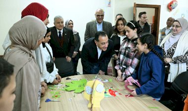 رئيس الوزراء يتفقد مكتبة مصر العامة بشبين القناطر