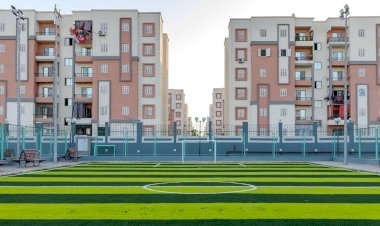 وزيرة الإسكان تتابع موقف المشروعات الخدمية والسكنية وترفيق الأراضي المضافة بالعبور الجديدة