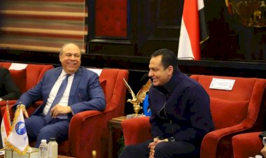 وزير الطيران في ضيافة مستقبل وطن: رفع كفاءة المطارات والخدمات أهم الأولويات