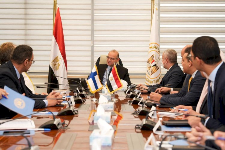 وزير الاستثمار يلتقي سفيرة فنلندا بالقاهرة لبحث سبل تعزيز التعاون الاقتصادي والاستثماري بين البلدين